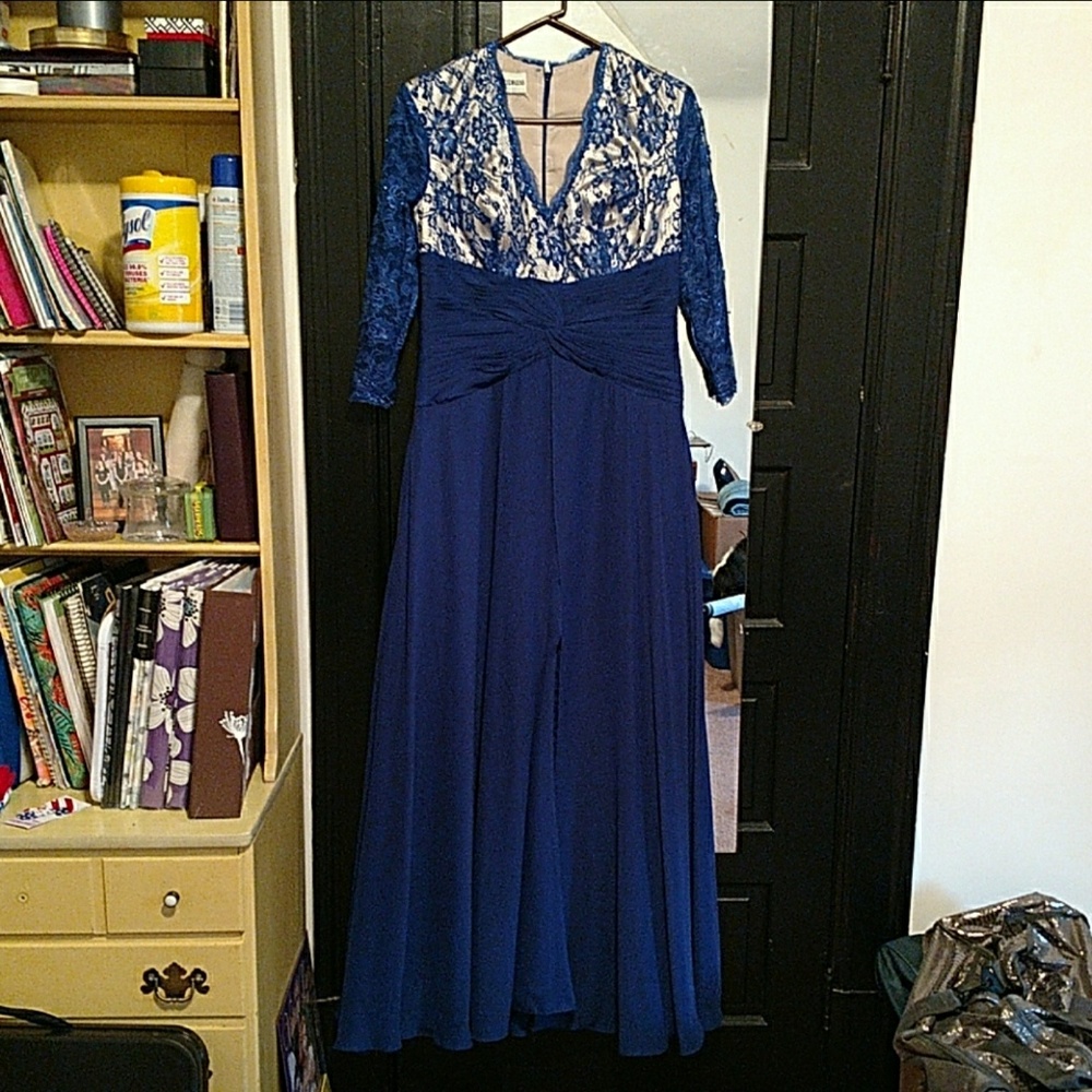 IZIDress sz 12 flowy blue dress, lace and beads